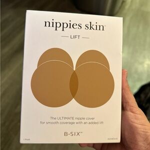 Nippies skin with lift D+ size nipple covers Caramel